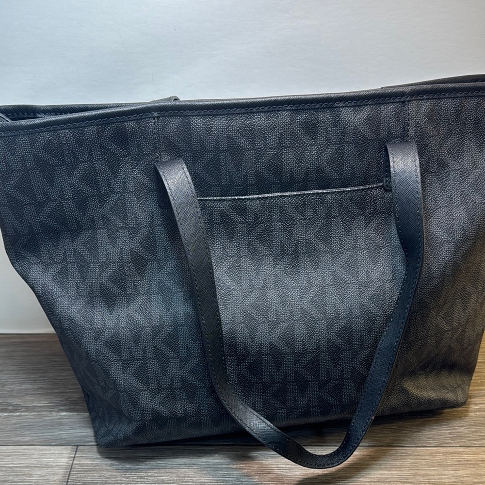 Michael Kors Charcoal Signature Tote - Picture 4 of 12